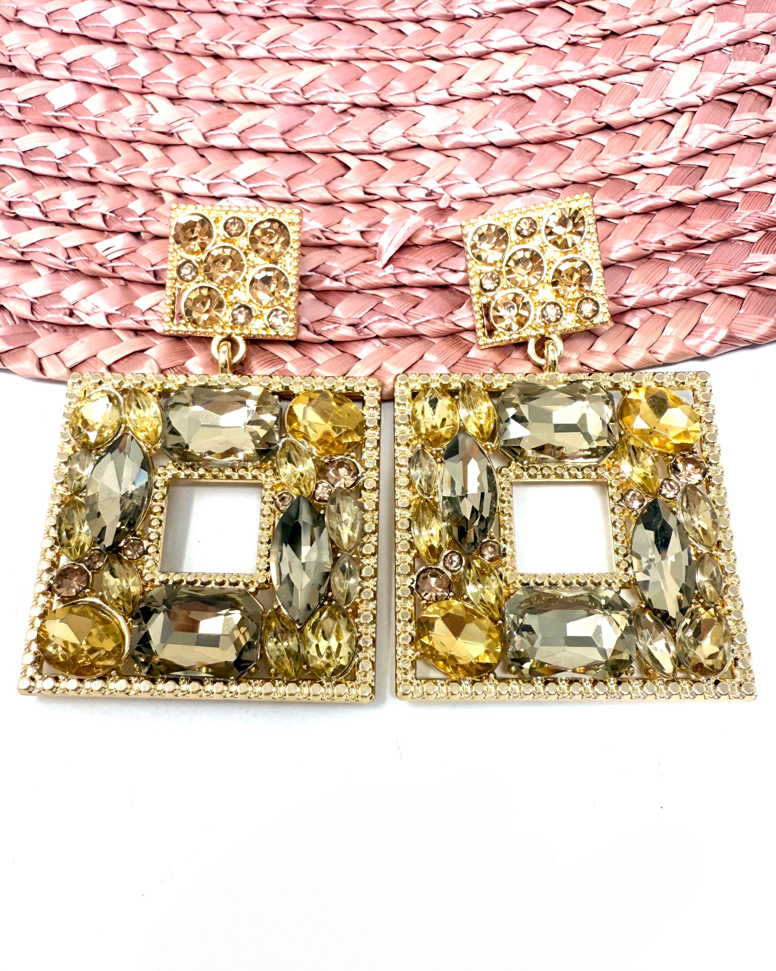 Pendientes Atenea